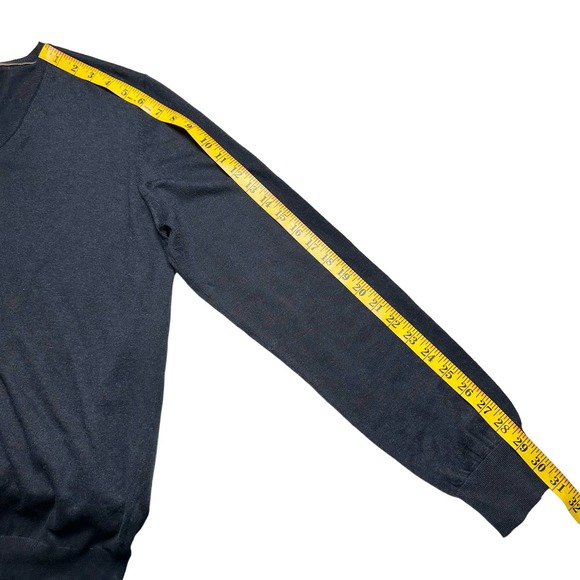 Massimo Dutti | Men | Black Cotton Cashmere Blend V-Neck Sweater | Large - Picture 5 of 9